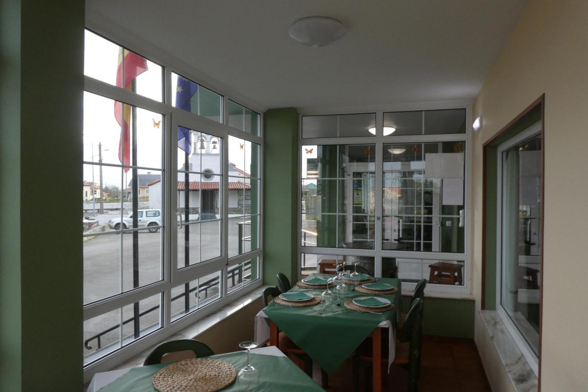 Hotel Restaurante El Fornon Novellana Ngoại thất bức ảnh